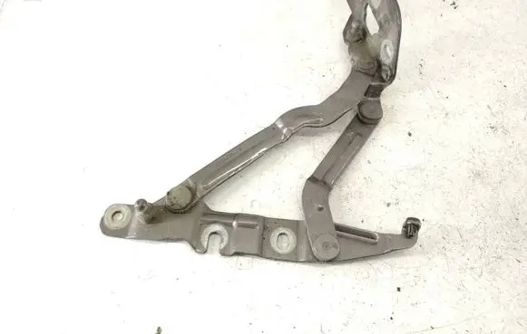 Audi A6 S6 C5 4B Tailgate/trunk/boot hinge 4B5827301C