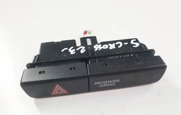 Suzuki SX4 S-Cross Hazard light switch