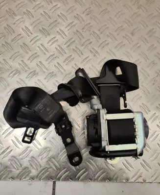 Volvo V60 Front seatbelt 616155700 012L0000
