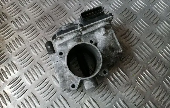 Mazda 6 Throttle valve RF7J136B0D