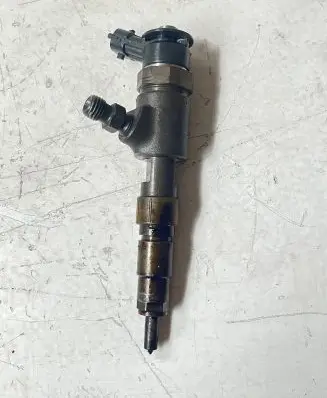 Peugeot 308 Fuel injector 0445110566 027766