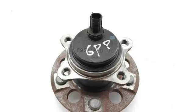 Toyota Yaris Cross Rear wheel hub 895440D100