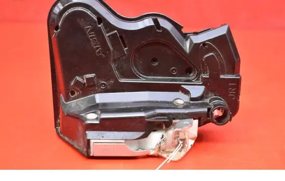 Suzuki Ignis Front door lock