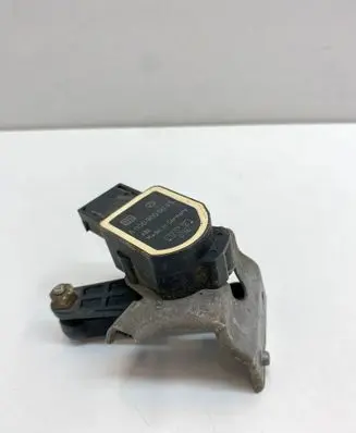 Mercedes-Benz SL R231 Air suspension front height level sensor 0009050003 A0009050003