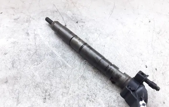 Audi Q7 4L Fuel injector 059130277AH