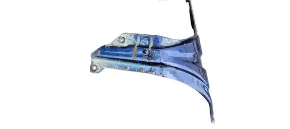 Volkswagen Touran I Fender mounting bracket 1T0821135