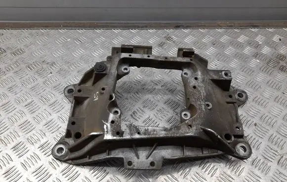 Audi A7 S7 4G Gearbox mounting bracket 4G0399263R
