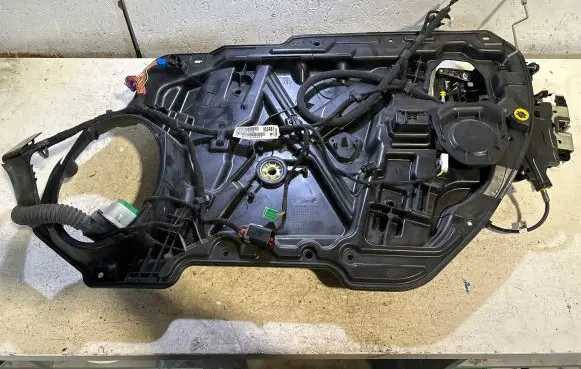 Dodge Charger Front door electric window regulator 156054321