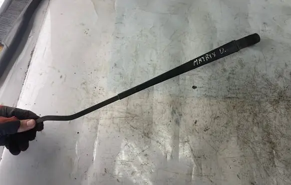 Hyundai Matrix Front wiper blade arm