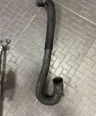 Jeep Grand Cherokee Engine coolant pipe/hose