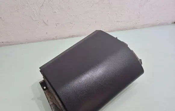 Nissan X-Trail T30 Glove box 8H810