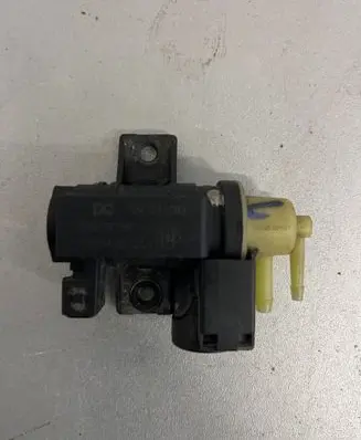 Renault Master III Turbo solenoid valve 8200790180