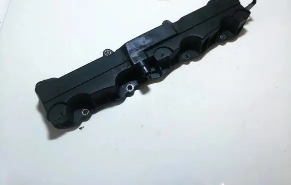 Rocker cam cover