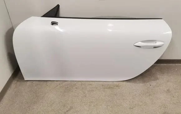 Door (2 Door Coupe)