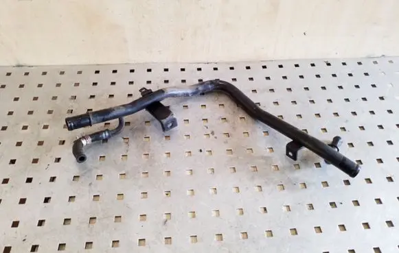 Honda CR-V Engine coolant pipe/hose