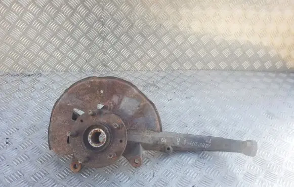 Mazda 6 Front wheel hub