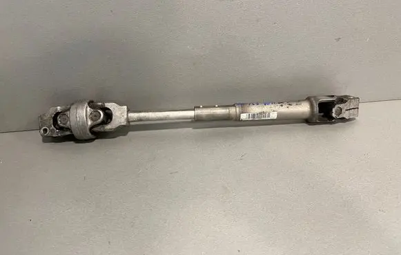 BMW 4 F32 F33 Steering column universal joint 679129901 1057751