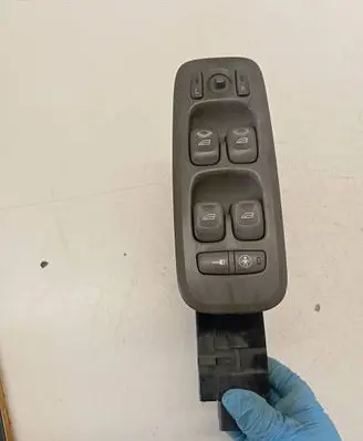 Volvo V70 Electric window control switch 09193383