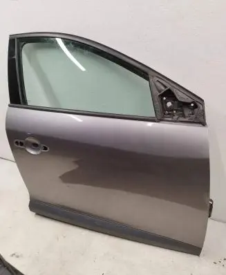 Renault Megane III Front door