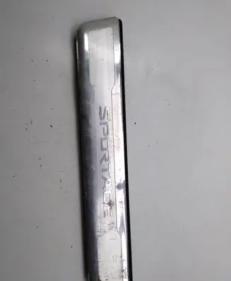 KIA Sportage Front sill trim cover 858833U010