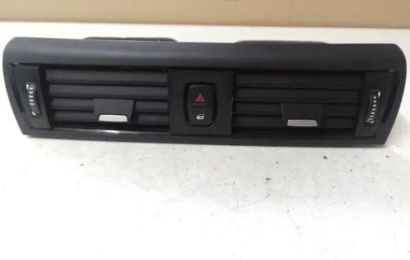 BMW 1 F20 F21 Dash center air vent grill 920535712 507891