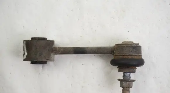 Renault Master III Rear anti-roll bar/stabilizer link 551100019R