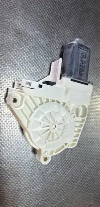 Seat Alhambra (Mk2) Rear door window regulator motor 8K0959801B