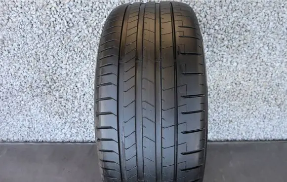 Land Rover Range Rover L460 Type LK R22 summer tire 2854522