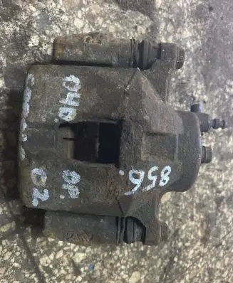 Toyota Corolla E120 E130 Front brake caliper