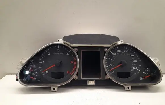 Audi A6 S6 C6 4F Speedometer (instrument cluster) 4F0920982T