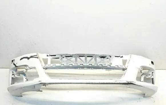 Volkswagen PASSAT CC Front bumper 3C8807217
