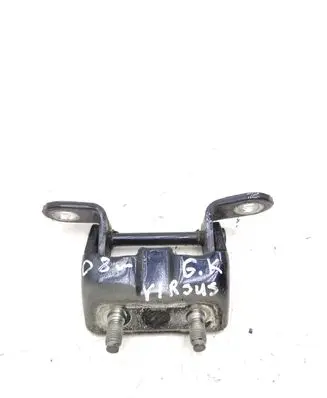 Nissan Qashqai Rear door upper hinge