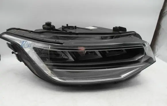 Volkswagen Tiguan Headlight/headlamp 5NB941036C LE18A6431