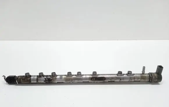 BMW 5 F10 F11 Fuel main line pipe 0445216031 780012402 092659