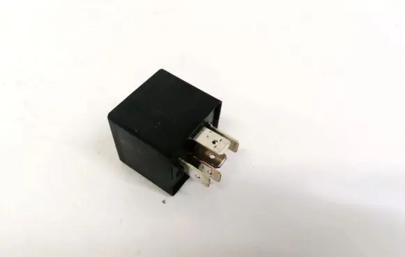 Jeep Grand Cherokee (WJ) Other relay 04848879AA 72472M