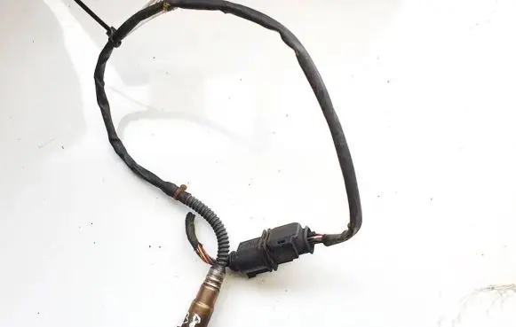 Volkswagen PASSAT B6 Lambda probe sensor 03g906262a