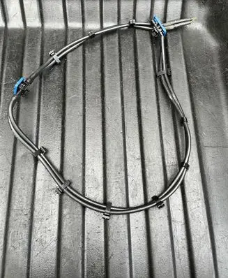Windshield washer spray nozzle