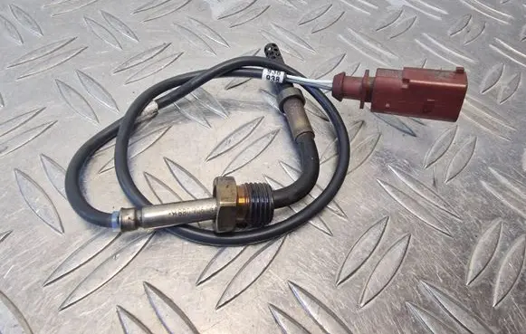 Skoda Octavia Mk2 (1Z) Exhaust gas temperature sensor 03G906088K