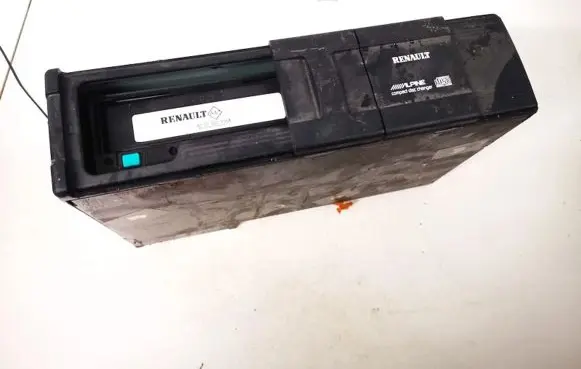 Renault Laguna II CD/DVD changer 8200002656a 8200033794a