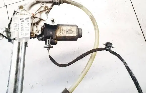 Renault Laguna II Rear door window regulator motor 400670T2
