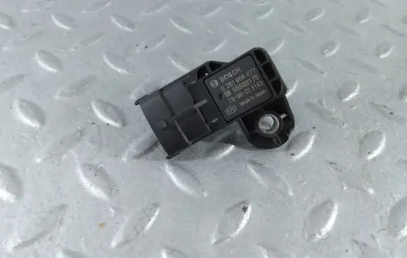 Opel Mokka B Air pressure sensor 55568175 0281006077
