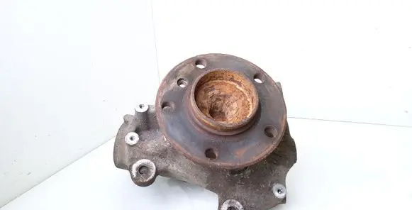 BMW 1 F20 F21 Front wheel hub spindle knuckle 679228604