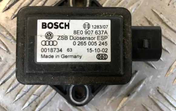 Audi A4 S4 B6 8E 8H ESP acceleration yaw rate sensor 8E0907637A 0018734 0265005245
