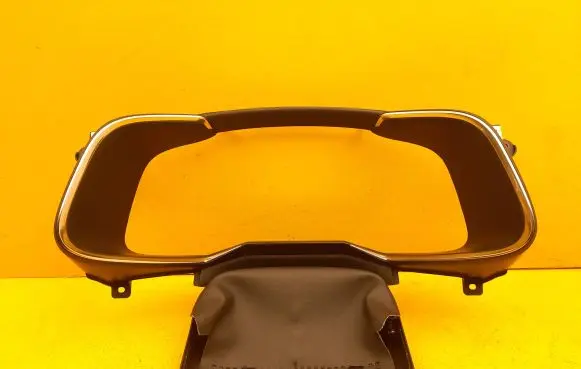 Citroen DS7 Crossback Steering wheel column trim 9821576977