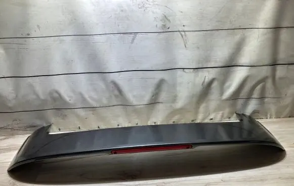 Ford Focus Tailgate/trunk spoiler BM51A44210B