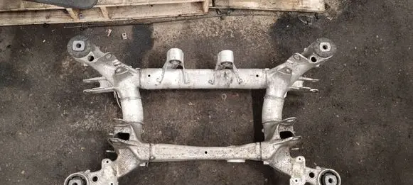 BMW 5 E60 E61 Rear subframe 6759610