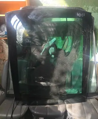 Peugeot 3008 I Front door window glass four-door 43r000197