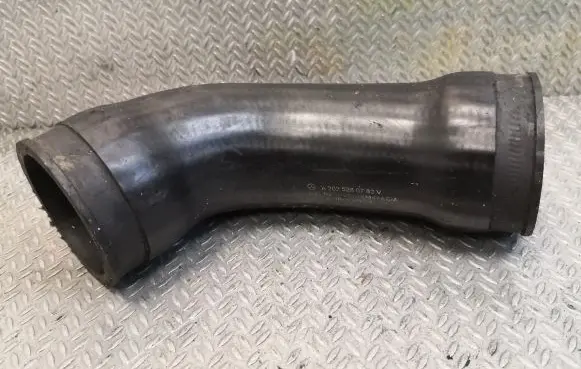 Mercedes-Benz C W202 Intercooler hose/pipe 2025280782