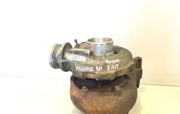 Volvo XC70 Turbo 8653146 GT2052V