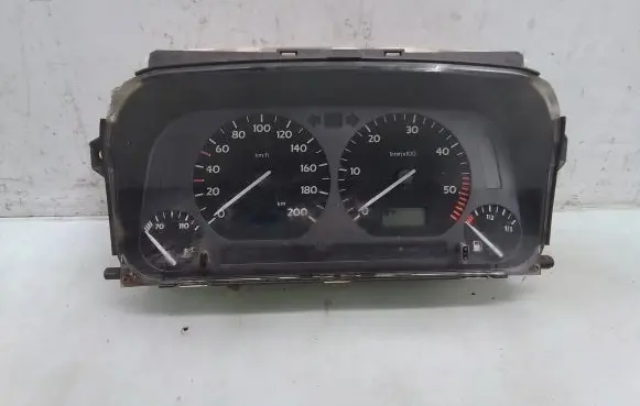 Volkswagen Golf III Speedometer (instrument cluster)